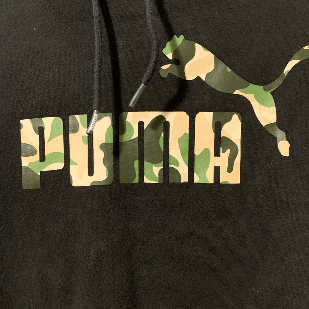 PUMA Sweater. - Picture 2 of 3